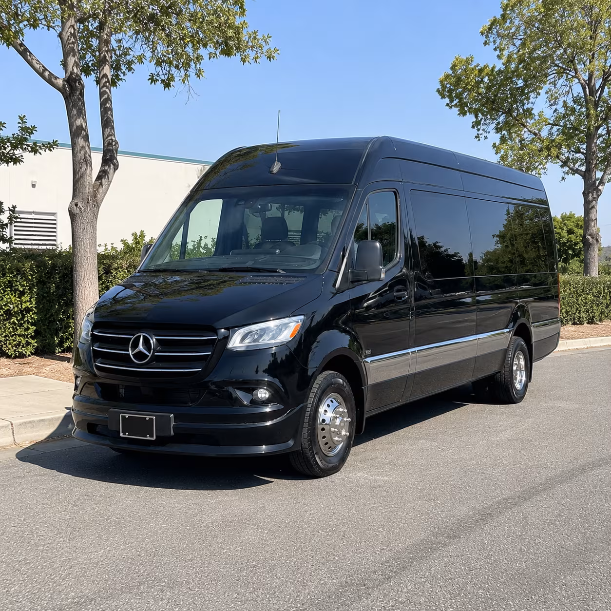 find the perfect transportation for your next airport transfer 3