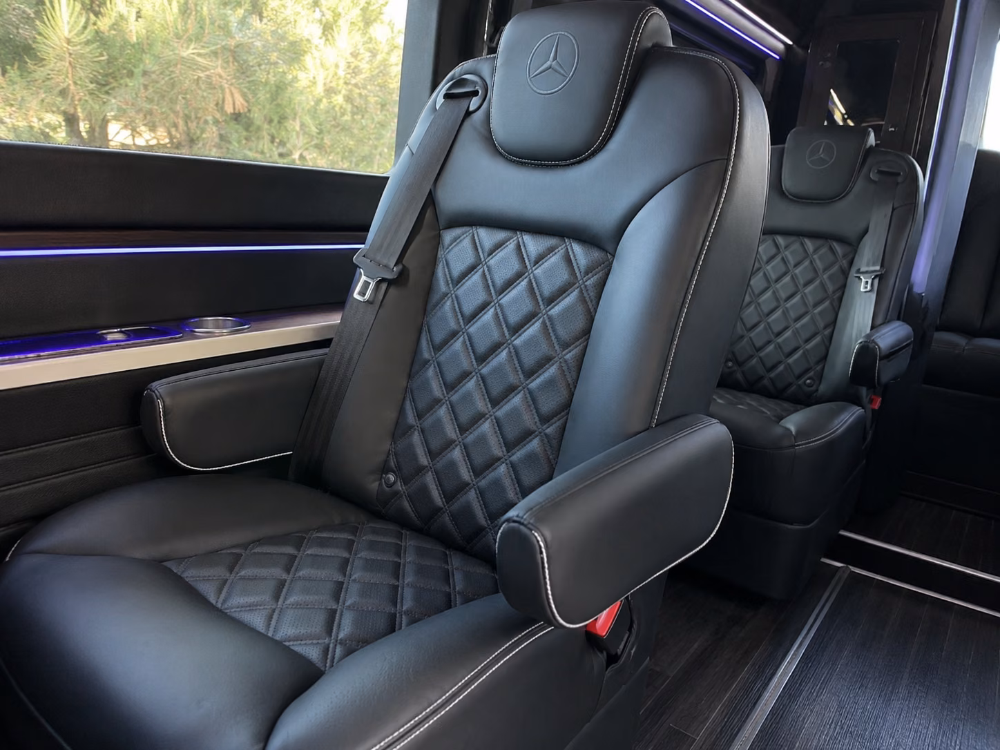 lansing 8 passenger sprinter van interior
